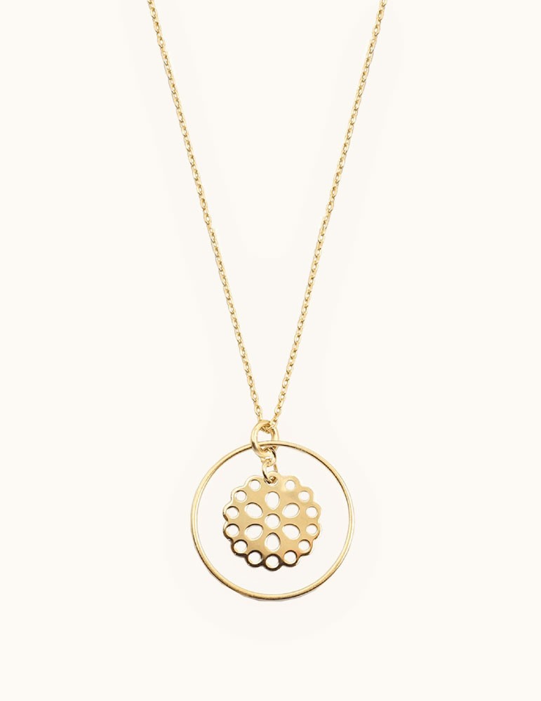 Collier cercle et fleur ajourée en plaqué or Aloe Bijoux