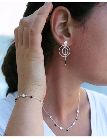 Boucles d’Oreilles Doubles Cercles en Argent 925 et Spinelle Noir